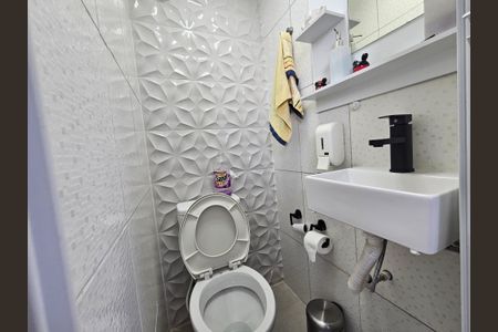 Apartamento à venda com 60m², 2 quartos e 1 vagaÁrea de Serviço