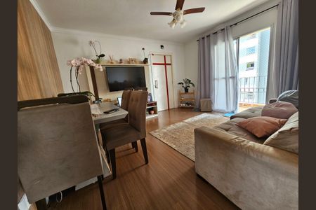Apartamento à venda com 60m², 2 quartos e 1 vagaSala