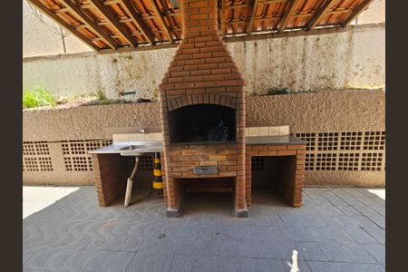 Apartamento à venda com 60m², 2 quartos e 1 vagaÁrea comum - Churrasqueira