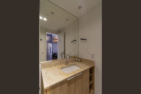 Studio à venda com 30m², 1 quarto e sem vaga Studio à venda com 30m², 1 quarto e sem vagaBanheiro