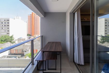 Studio à venda com 30m², 1 quarto e sem vaga Studio à venda com 30m², 1 quarto e sem vagaVaranda
