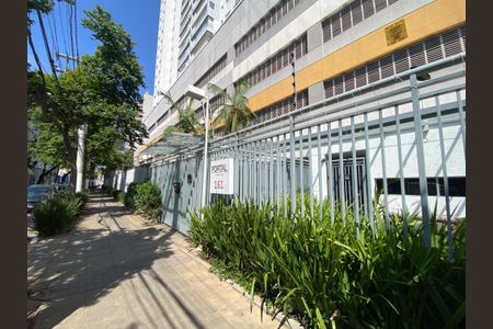 Apartamento para alugar com 57m², 2 quartos e 1 vagaFachada