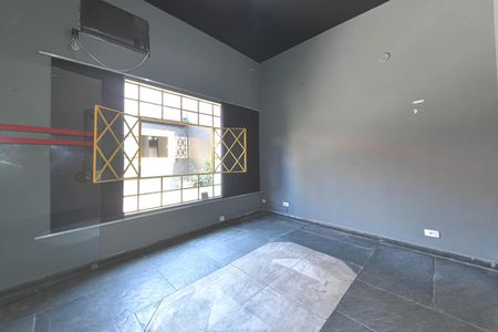 Casa à venda com 246m², 3 quartos e 3 vagasEdícula