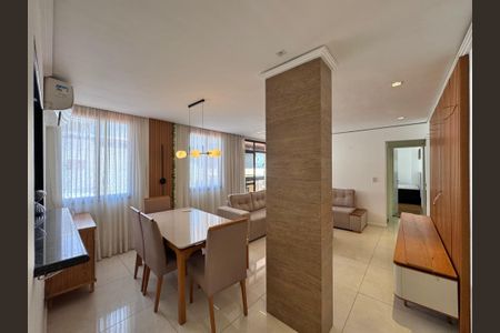 Sala de apartamento para alugar com 2 quartos, 88m² em Recreio dos Bandeirantes, Rio de Janeiro