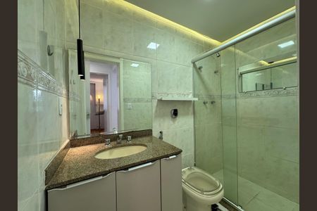 Apartamento à venda com 88m², 2 quartos e 2 vagasBanheiro Social