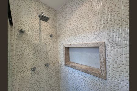 Apartamento à venda com 88m², 2 quartos e 2 vagasSuíte - Banheiro