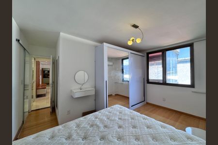 Apartamento à venda com 88m², 2 quartos e 2 vagasSuíte