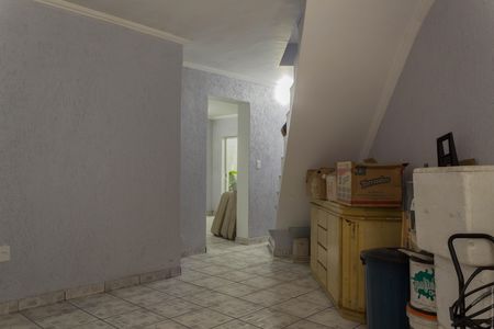 Casa à venda com 263m², 4 quartos e 6 vagas Casa à venda com 263m², 4 quartos e 6 vagasQuarto de Serviço