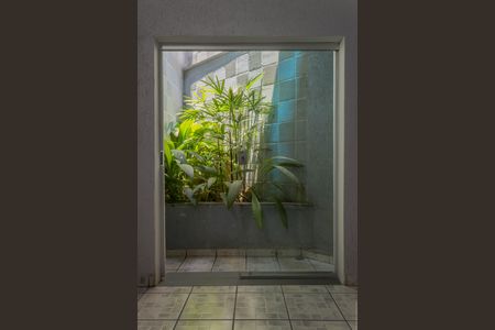 Casa à venda com 263m², 4 quartos e 6 vagas Casa à venda com 263m², 4 quartos e 6 vagasQuarto de Serviço