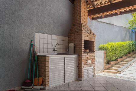 Casa à venda com 263m², 4 quartos e 6 vagas Casa à venda com 263m², 4 quartos e 6 vagasGaragem