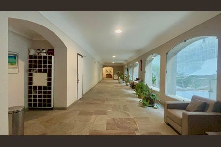 Apartamento para alugar com 188m², 3 quartos e 1 vagaHall de entrada