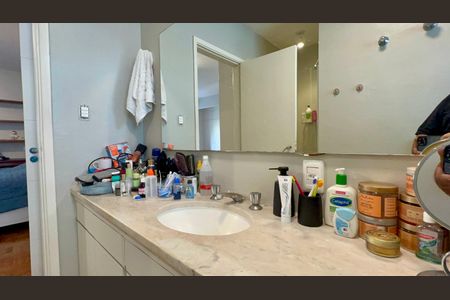 Apartamento para alugar com 188m², 3 quartos e 1 vagaBanheiro da Suíte