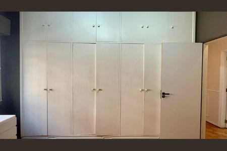 Apartamento para alugar com 188m², 3 quartos e 1 vagaQuarto 2