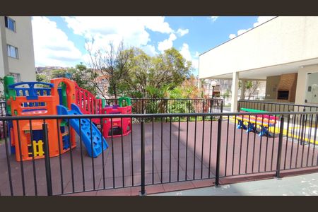 Apartamento para alugar com 34m², 2 quartos e sem vaga