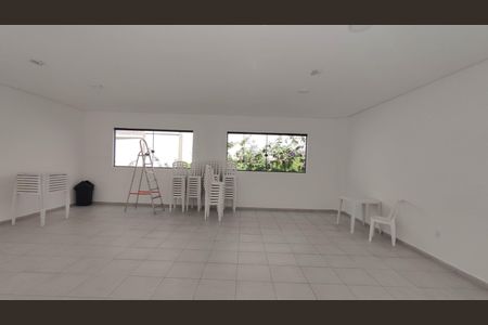 Apartamento para alugar com 34m², 2 quartos e sem vaga