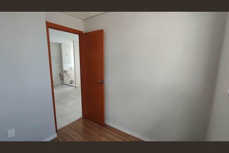 Quarto 2 de apartamento para alugar com 2 quartos, 34m² em Lageado, Ferraz de Vasconcelos