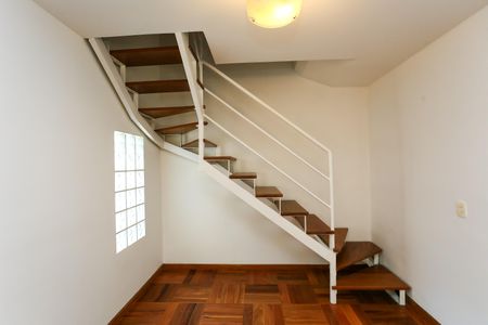 Casa de Condomínio à venda com 3 quartos, 94m² em Vila Sonia, São Paulo