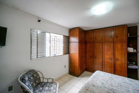 Casa à venda com 150m², 4 quartos e 1 vagaSuíte