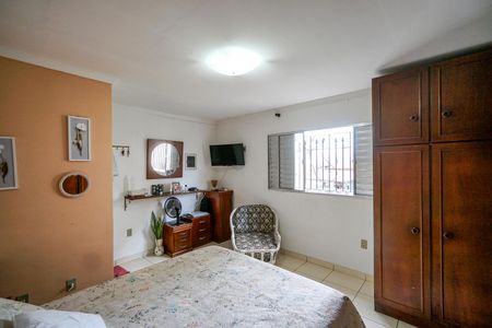 Casa à venda com 150m², 4 quartos e 1 vagaSuíte
