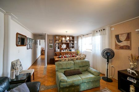 Casa à venda com 150m², 4 quartos e 1 vagaSala de estar