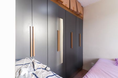 Quarto 1 de apartamento à venda com 2 quartos, 34m² em Jardim Celeste, São Paulo