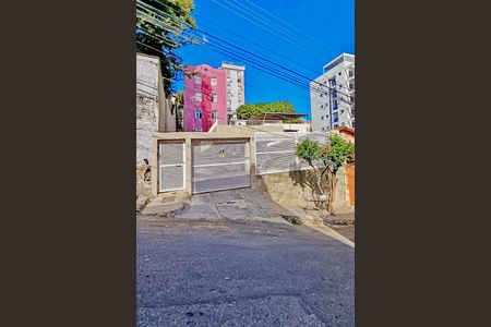 Apartamento para alugar com 78m², 2 quartos e 1 vagaFachada