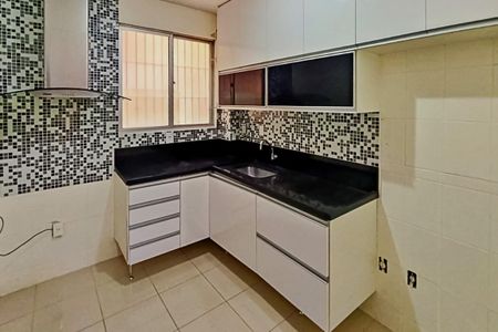 Apartamento para alugar com 78m², 2 quartos e 1 vagaCozinha