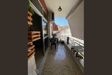 Apartamento à venda com 72m², 2 quartos e 1 vaga