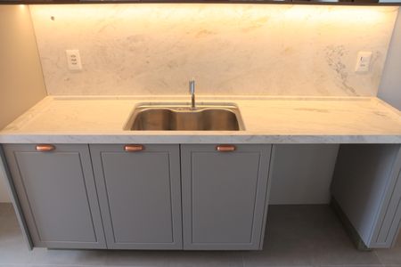 Apartamento para alugar com 120m², 3 quartos e 2 vagasCozinha e Área de Serviço