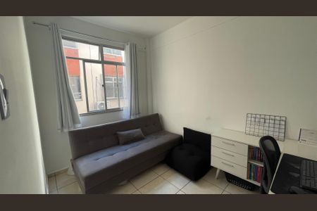 Quarto 1 de apartamento para alugar com 2 quartos, 48m² em Portuguesa, Rio de Janeiro