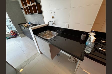 Apartamento para alugar com 74m², 2 quartos e 2 vagasÁrea de Serviço