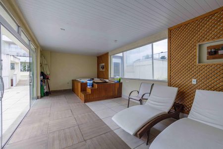 Apartamento para alugar com 74m², 2 quartos e 2 vagasÁrea comum