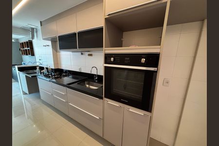Apartamento para alugar com 74m², 2 quartos e 2 vagasCozinha