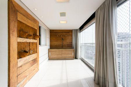 Varanda gourmet de apartamento para alugar com 3 quartos, 100m² em Vila Carrão, São Paulo