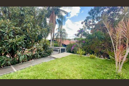 Casa à venda com 110m², 2 quartos e 2 vagasSolariun 