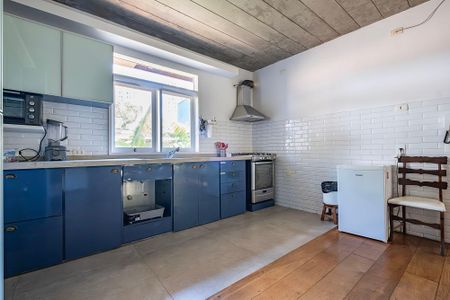 Sala/Cozinha de casa à venda com 2 quartos, 110m² em Vila Madalena, São Paulo
