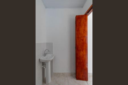 Casa para alugar com 50m², 2 quartos e sem vagaBanheiro