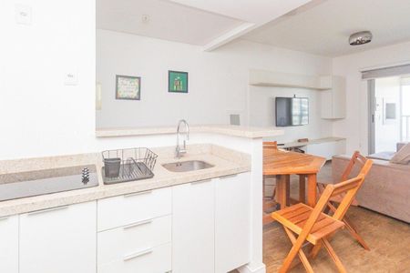 Cozinha  de apartamento para alugar com 1 quarto, 40m² em Petrópolis, Porto Alegre