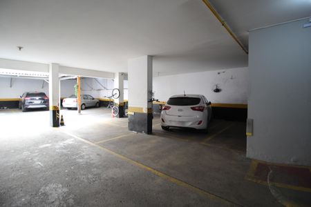 Apartamento para alugar com 61m², 1 quarto e 1 vaga Apartamento para alugar com 61m², 1 quarto e 1 vagaGaragem