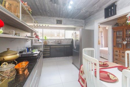 Cozinha  de apartamento para alugar com 4 quartos, 140m² em Petrópolis, Porto Alegre