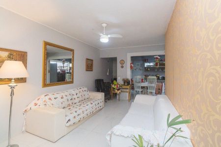 Sala  de apartamento para alugar com 4 quartos, 140m² em Petrópolis, Porto Alegre