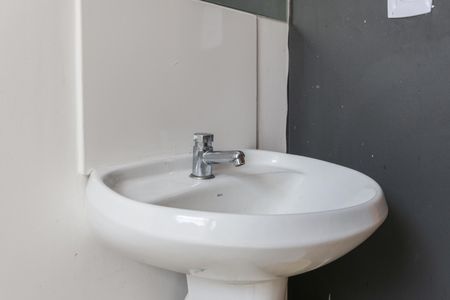 Apartamento para alugar com 48m², 2 quartos e sem vagaBanheiro