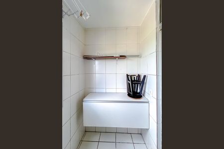 Apartamento para alugar com 55m², 2 quartos e 1 vagaÁrea de Serviço