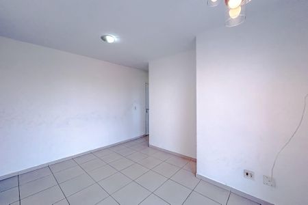 Apartamento para alugar com 55m², 2 quartos e 1 vagaSala