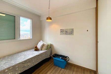 Apartamento para alugar com 74m², 3 quartos e 2 vagasQuarto 2
