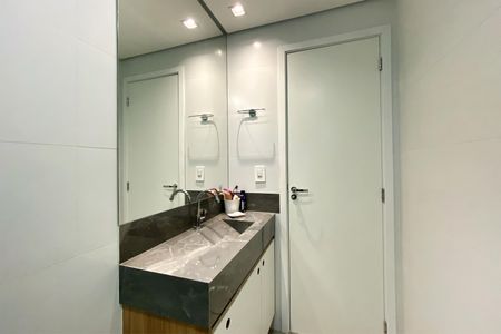 Apartamento para alugar com 74m², 3 quartos e 2 vagasBanheiro