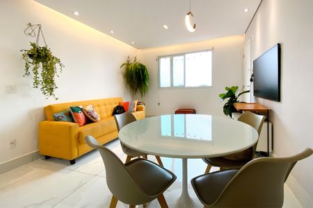 Sala de apartamento para alugar com 3 quartos, 74m² em Minas Brasil, Belo Horizonte