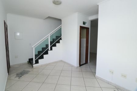 Sala de casa para alugar com 3 quartos, 125m² em Parque Oratório, Santo André