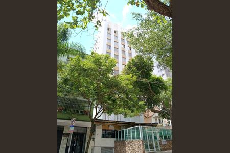 Apartamento para alugar com 91m², 3 quartos e 1 vaga Apartamento para alugar com 91m², 3 quartos e 1 vagaFachada