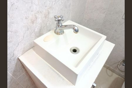 Apartamento para alugar com 91m², 3 quartos e 1 vaga Apartamento para alugar com 91m², 3 quartos e 1 vagaBanheiro social